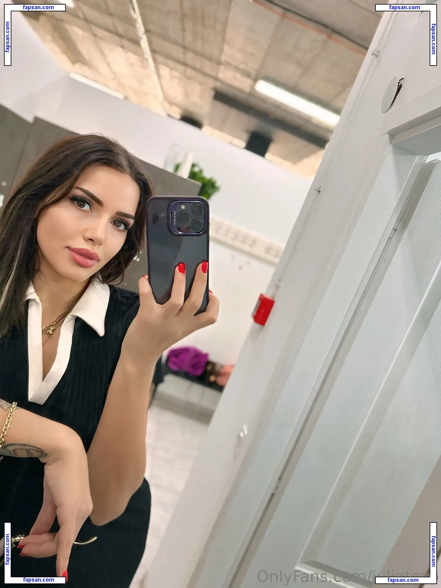 julietexo nude photo #0008 from OnlyFans