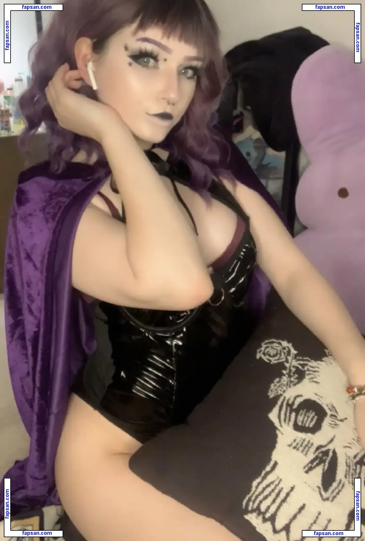 Juliette nude photo #0056 from OnlyFans