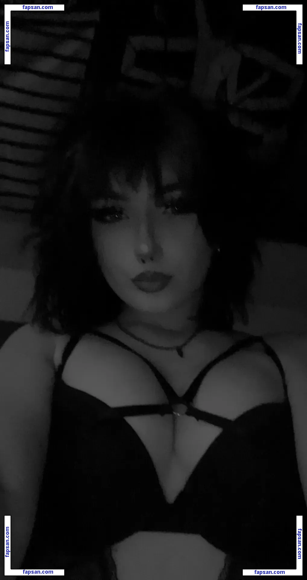 Juliette nude photo #0065 from OnlyFans