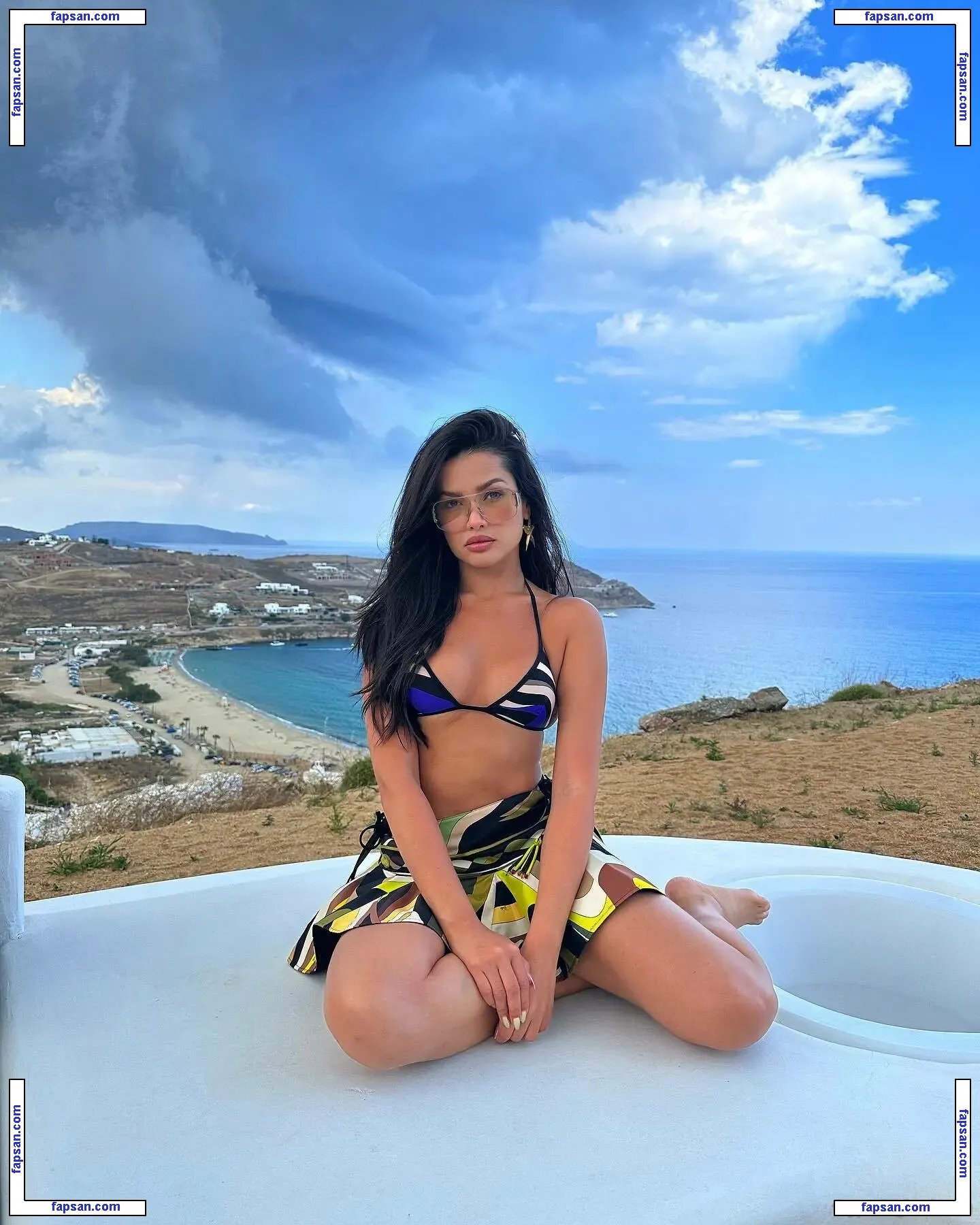 Juliette nude photo #0124 from OnlyFans