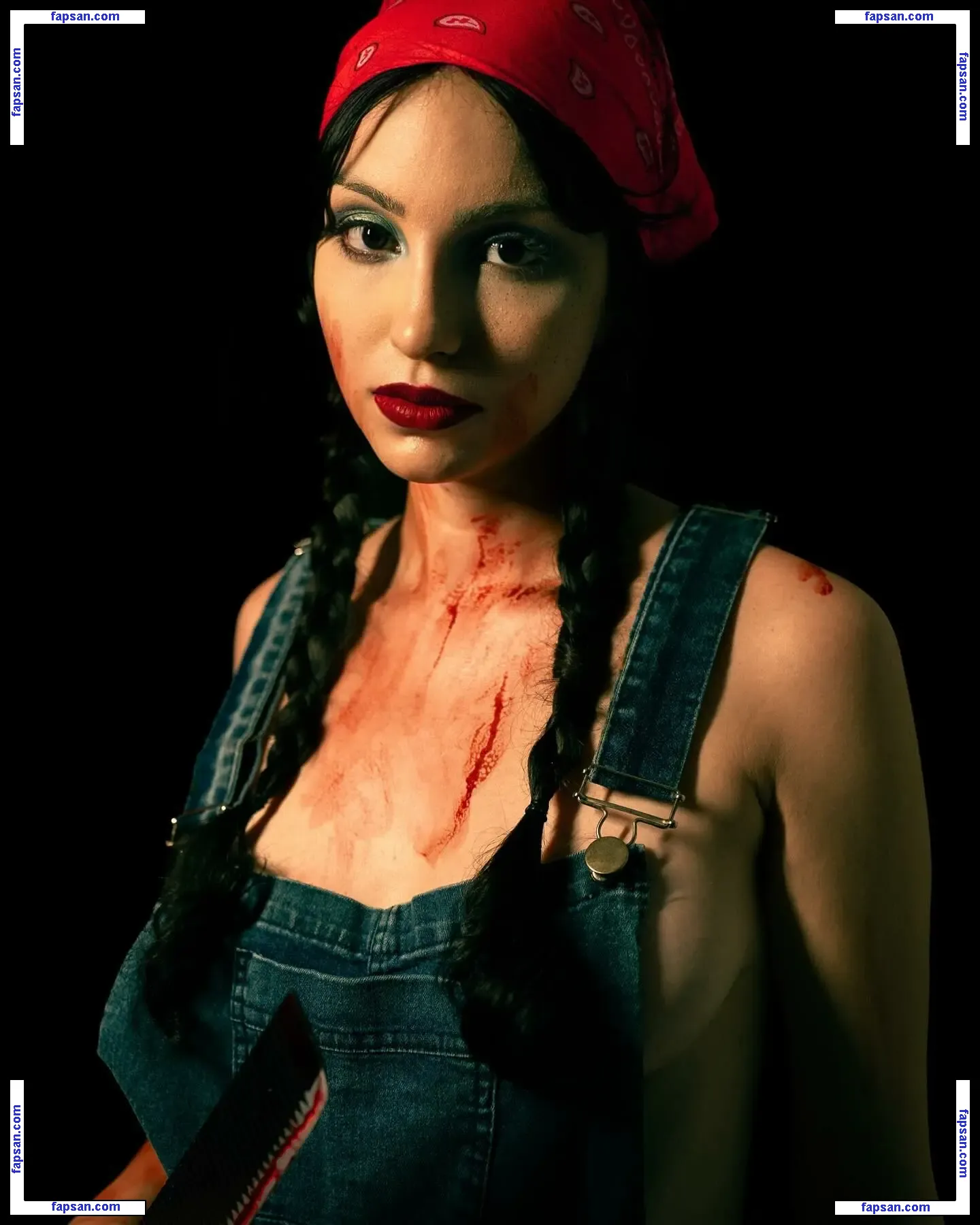 juligeek голая фото #0002 с Онлифанс