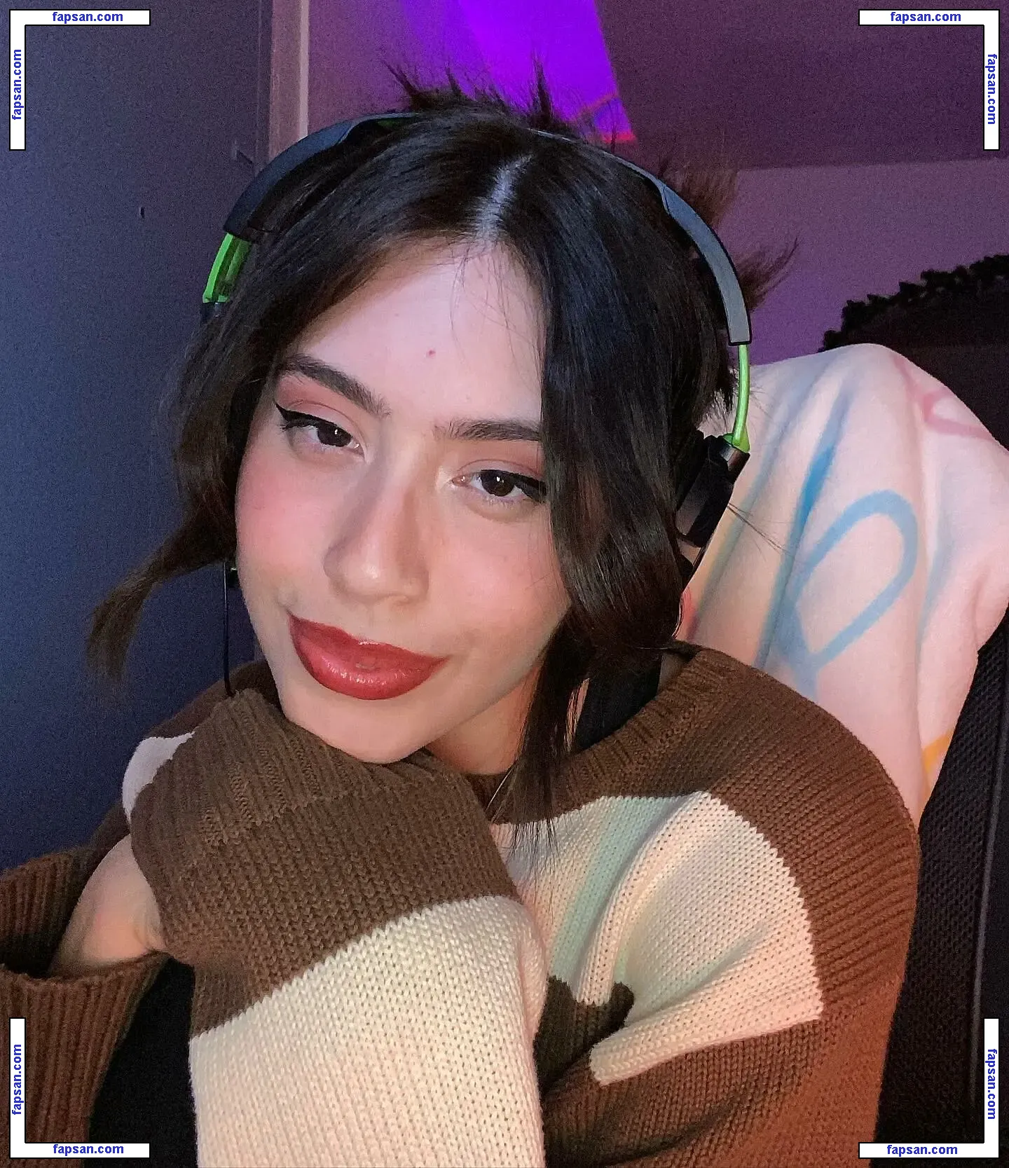 junoblu nude photo #0008 from OnlyFans