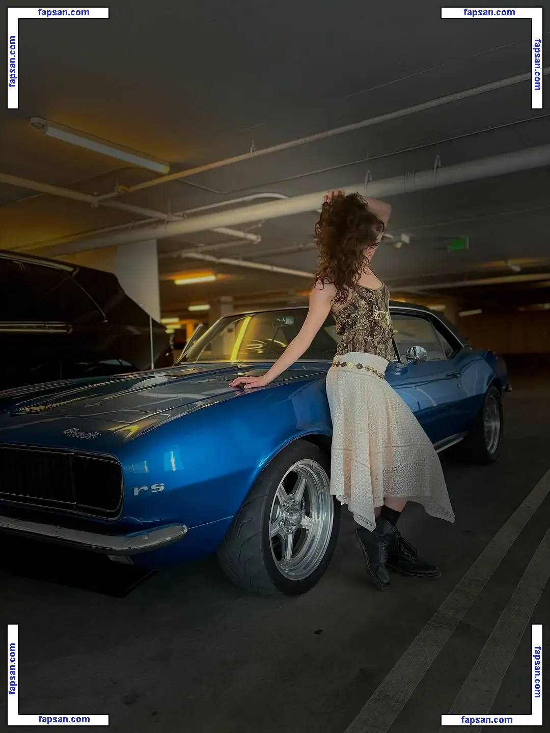 Jupiter Neptune голая фото #0001 с Онлифанс