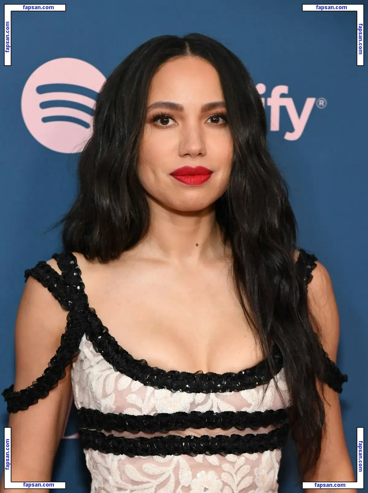 Jurnee Smollett nude photo #0009 from OnlyFans