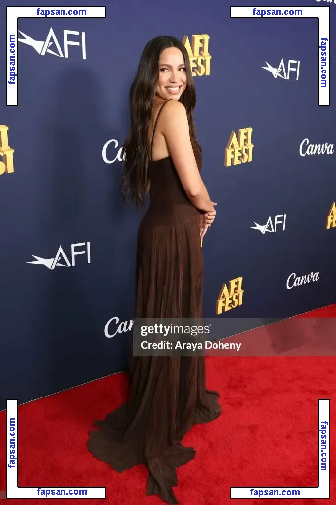 Jurnee Smollett nude photo #0167 from OnlyFans