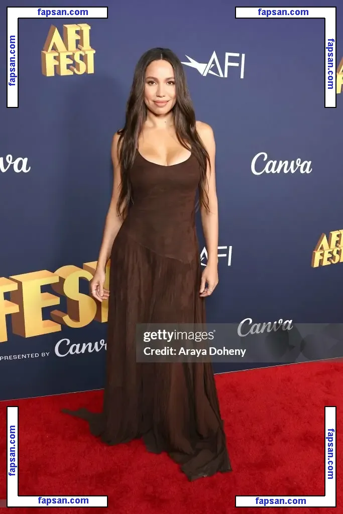 Jurnee Smollett nude photo #0177 from OnlyFans