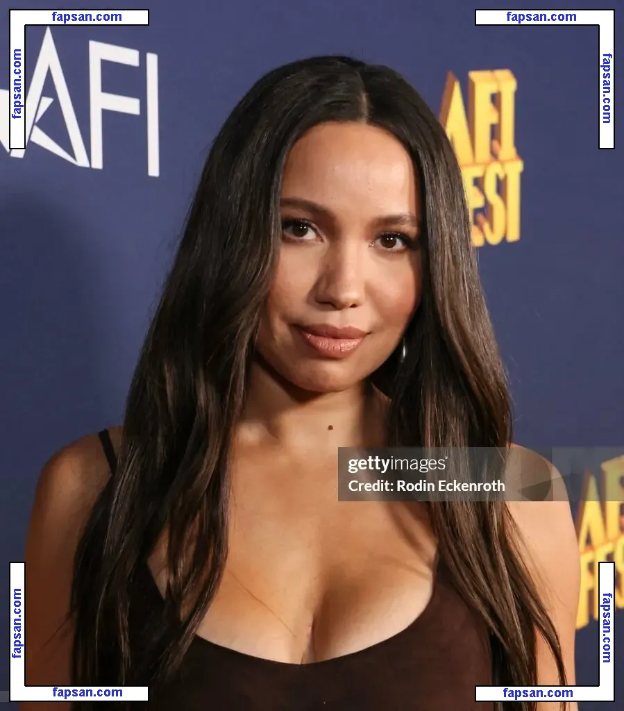 Jurnee Smollett nude photo #0179 from OnlyFans