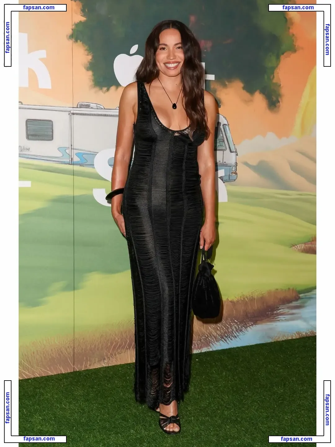 Jurnee Smollett nude photo #0211 from OnlyFans