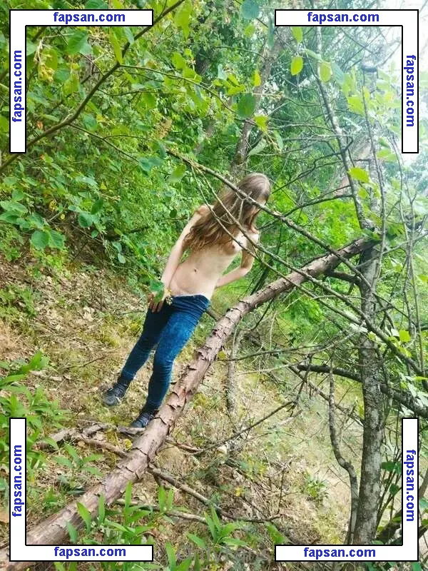 JustCellie nude photo #0003 from OnlyFans