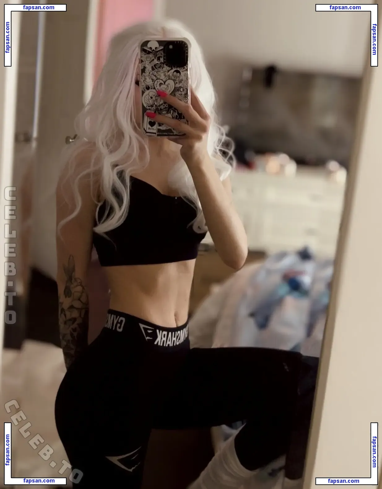 justfoxii nude photo #0005 from OnlyFans