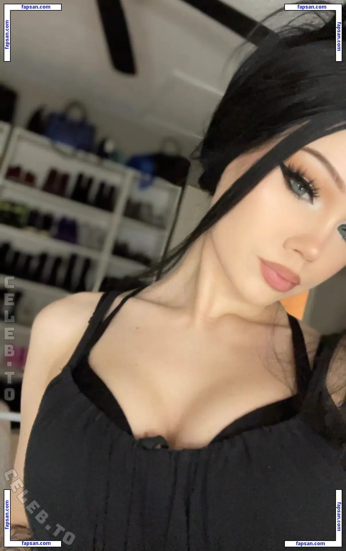 justfoxii nude photo #0006 from OnlyFans