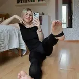 justmariisfeetofficial голая #0004