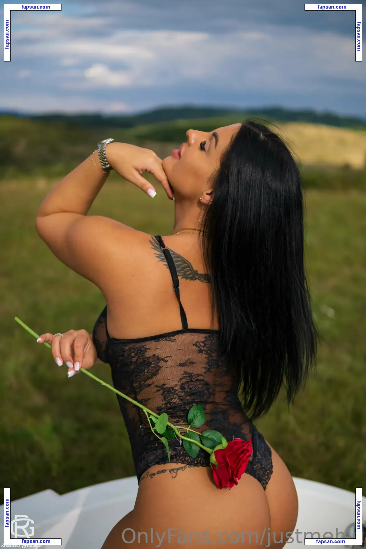 Justmebiu nude photo #0058 from OnlyFans