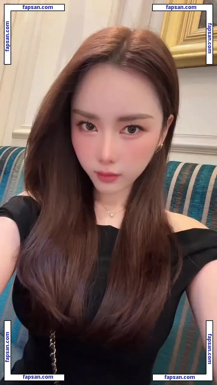 justsamile голая фото #0005 с Онлифанс