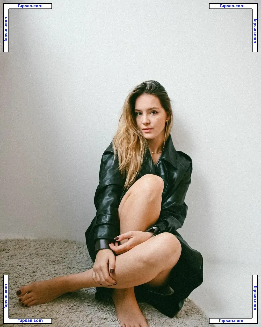 Justyna Grzybowska nude photo #0002 from OnlyFans