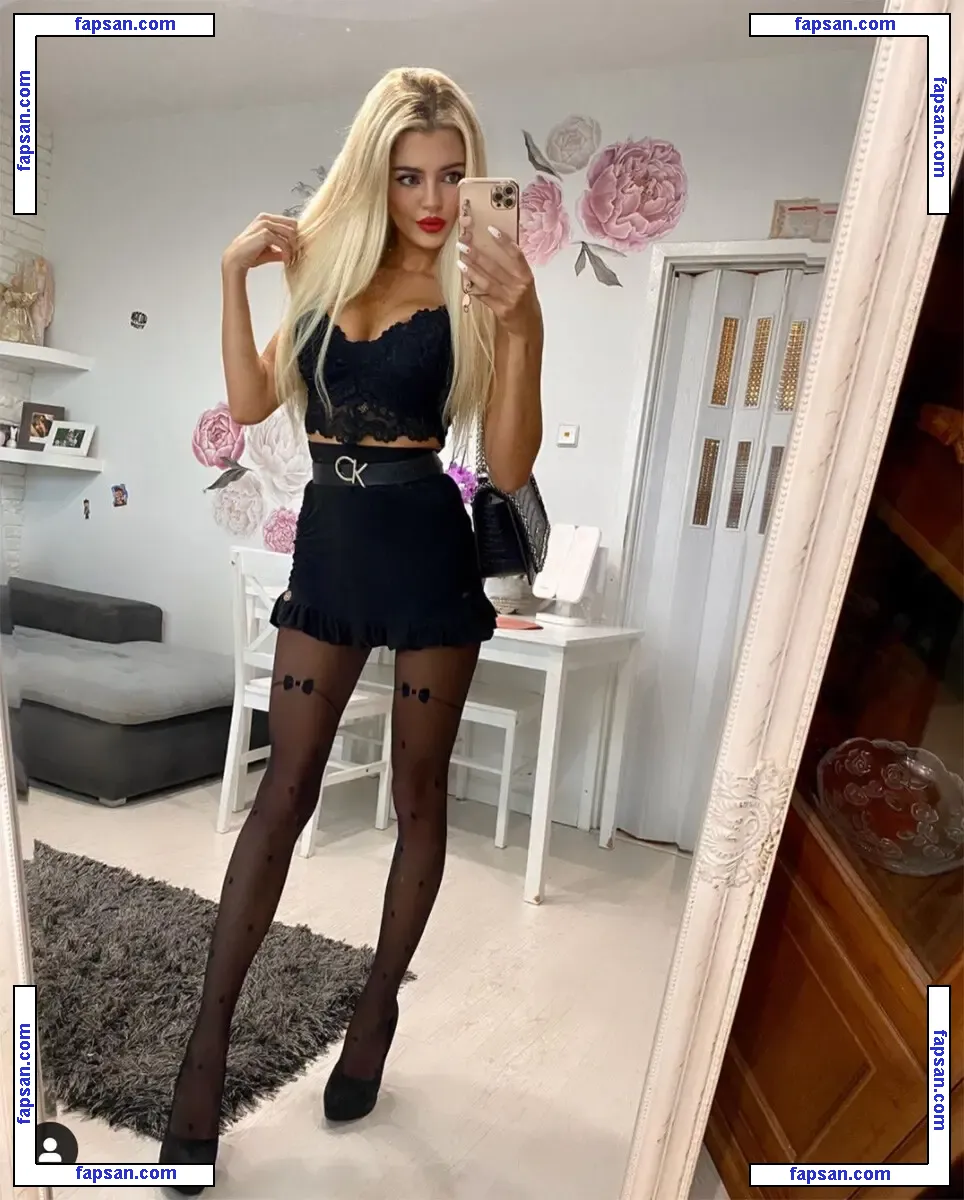 Justyna Jalowiecka nude photo #0019 from OnlyFans