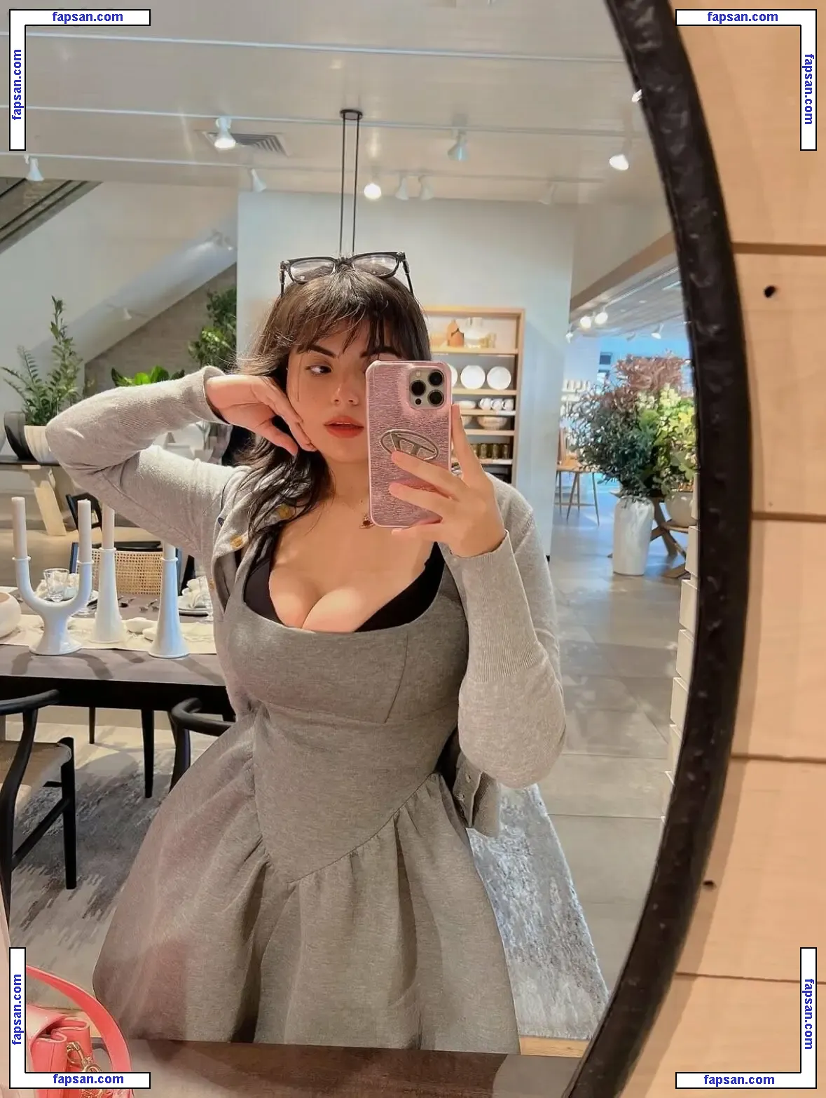 juztcamy голая фото #0001 с Онлифанс