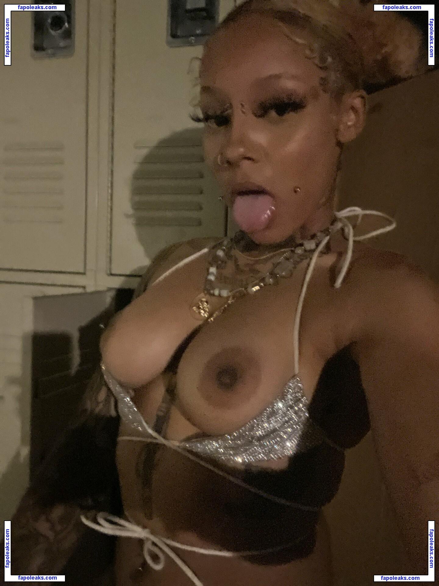 Kaashkare3 / SavKaree / griseldalust nude photo #0006 from OnlyFans