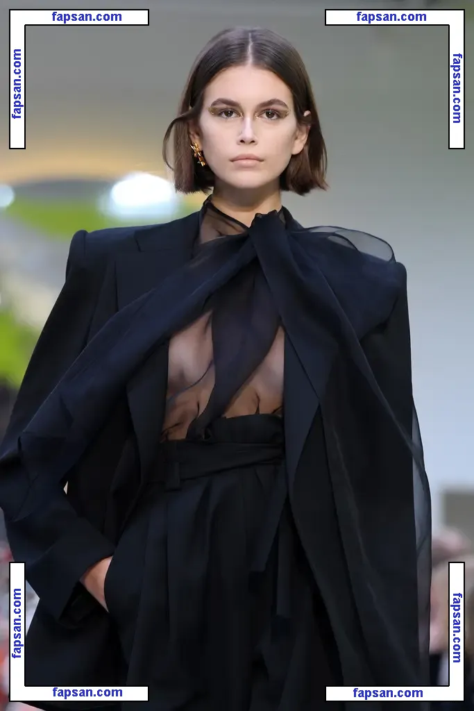 Kaia Gerber nude photo #0094 from OnlyFans