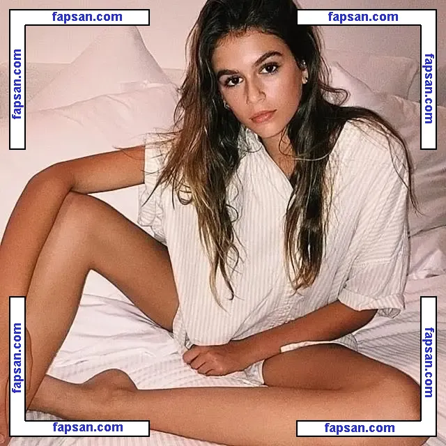 Kaia Gerber nude photo #1141 from OnlyFans