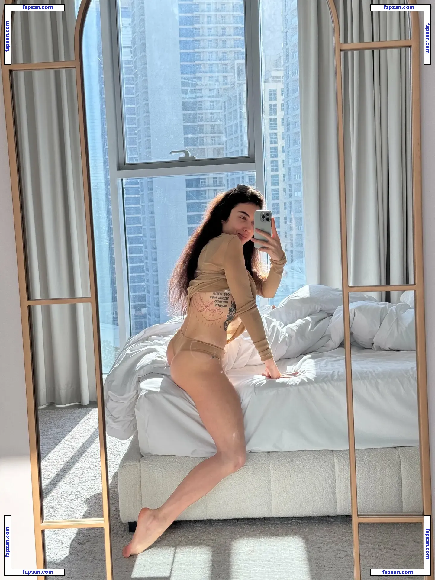 kaira_xaen nude photo #0002 from OnlyFans