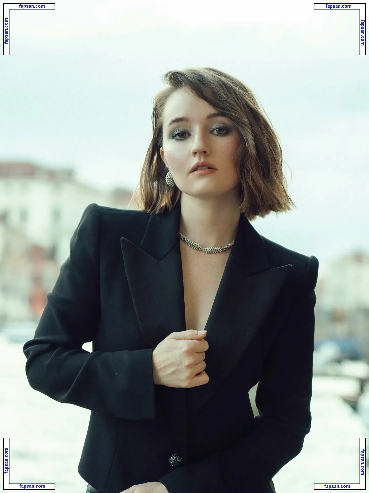 Kaitlyn Dever nude photo #0245 from OnlyFans