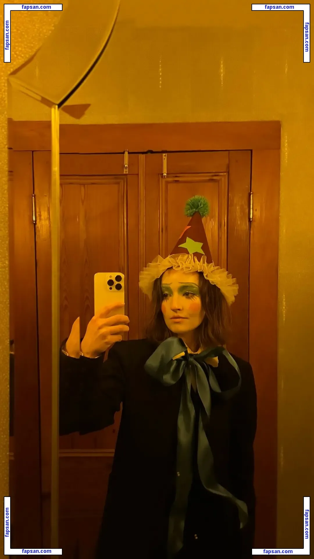 Kaitlyn Dever nude photo #0279 from OnlyFans