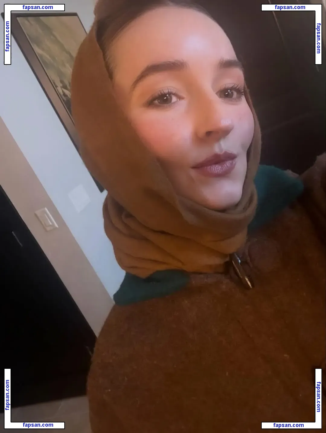 Kaitlyn Dever nude photo #0296 from OnlyFans