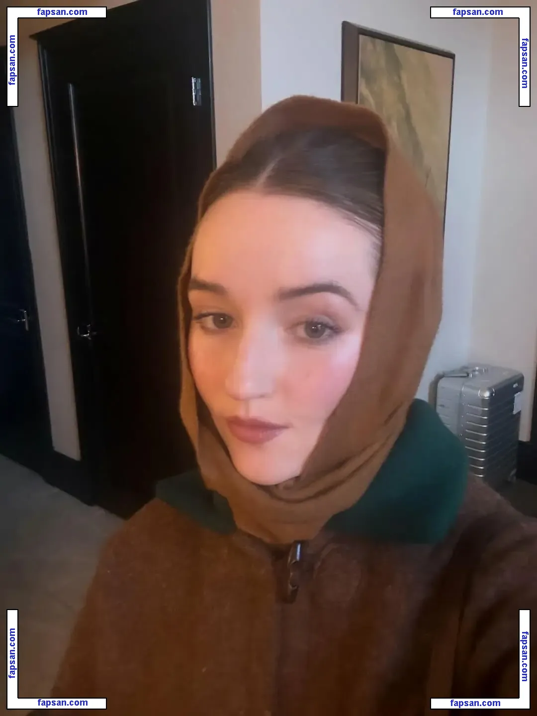 Kaitlyn Dever nude photo #0303 from OnlyFans