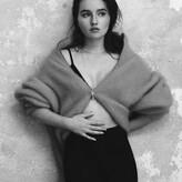 Kaitlyn Dever голая #0051