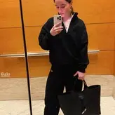 Kaitlyn Dever nude #0278