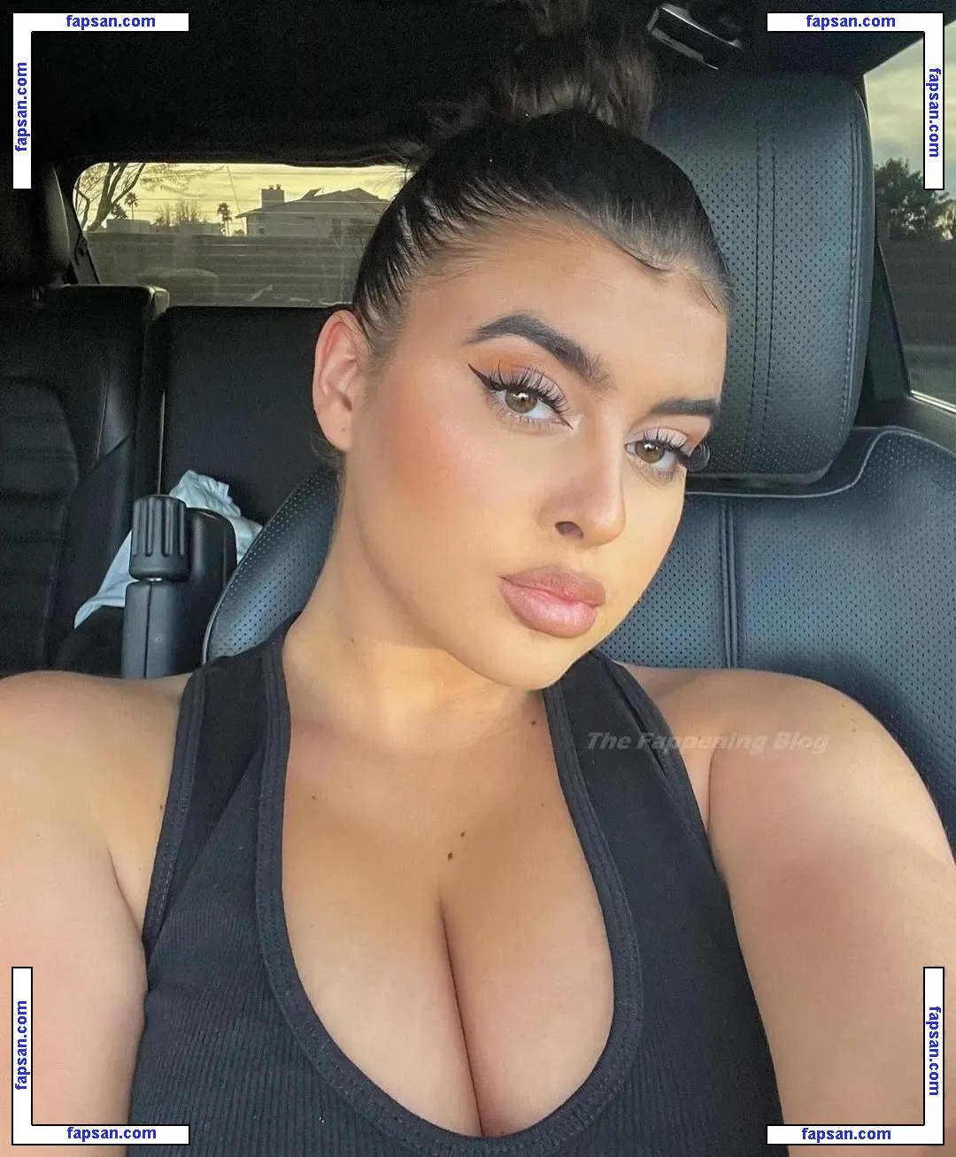 Kalani Hilliker голая фото #0174 с Онлифанс