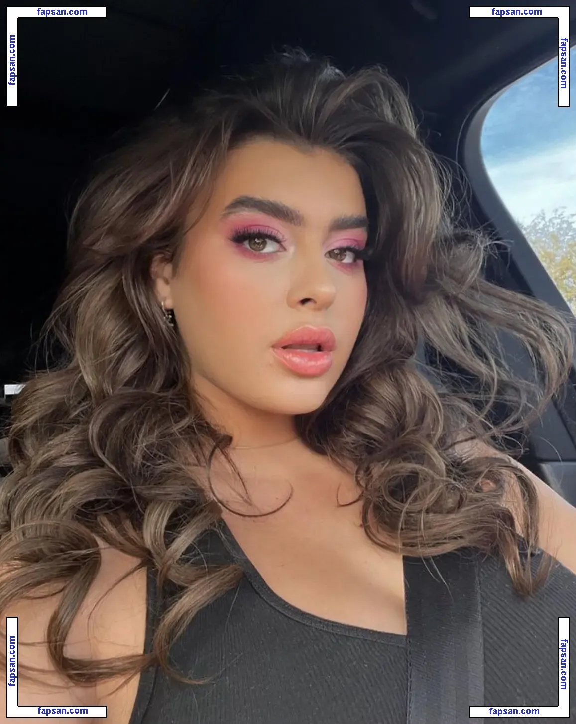 Kalani Hilliker голая фото #0227 с Онлифанс