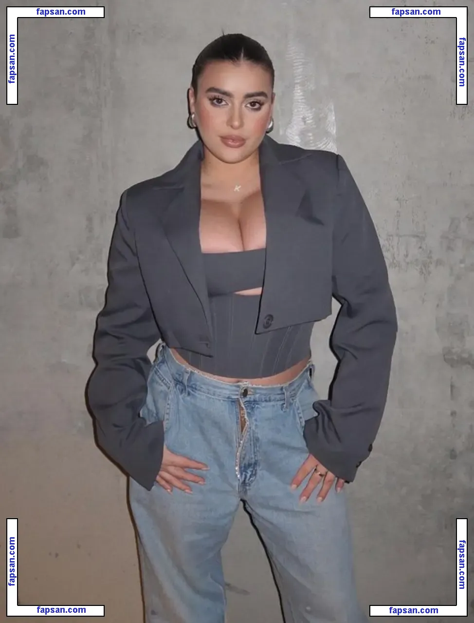 Kalani Hilliker голая фото #0453 с Онлифанс