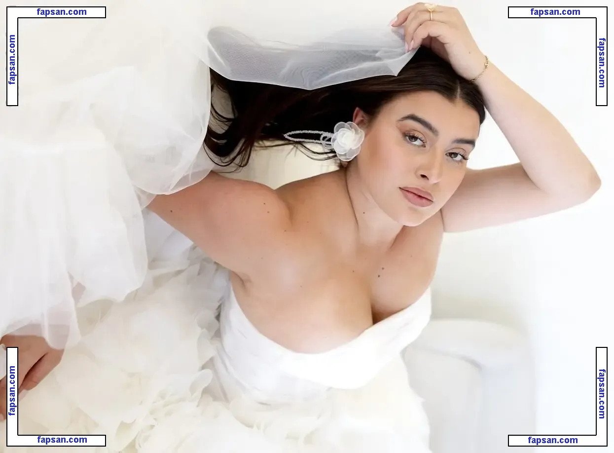 Kalani Hilliker nude photo #0528 from OnlyFans