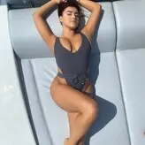 Kalani Hilliker голая #0337