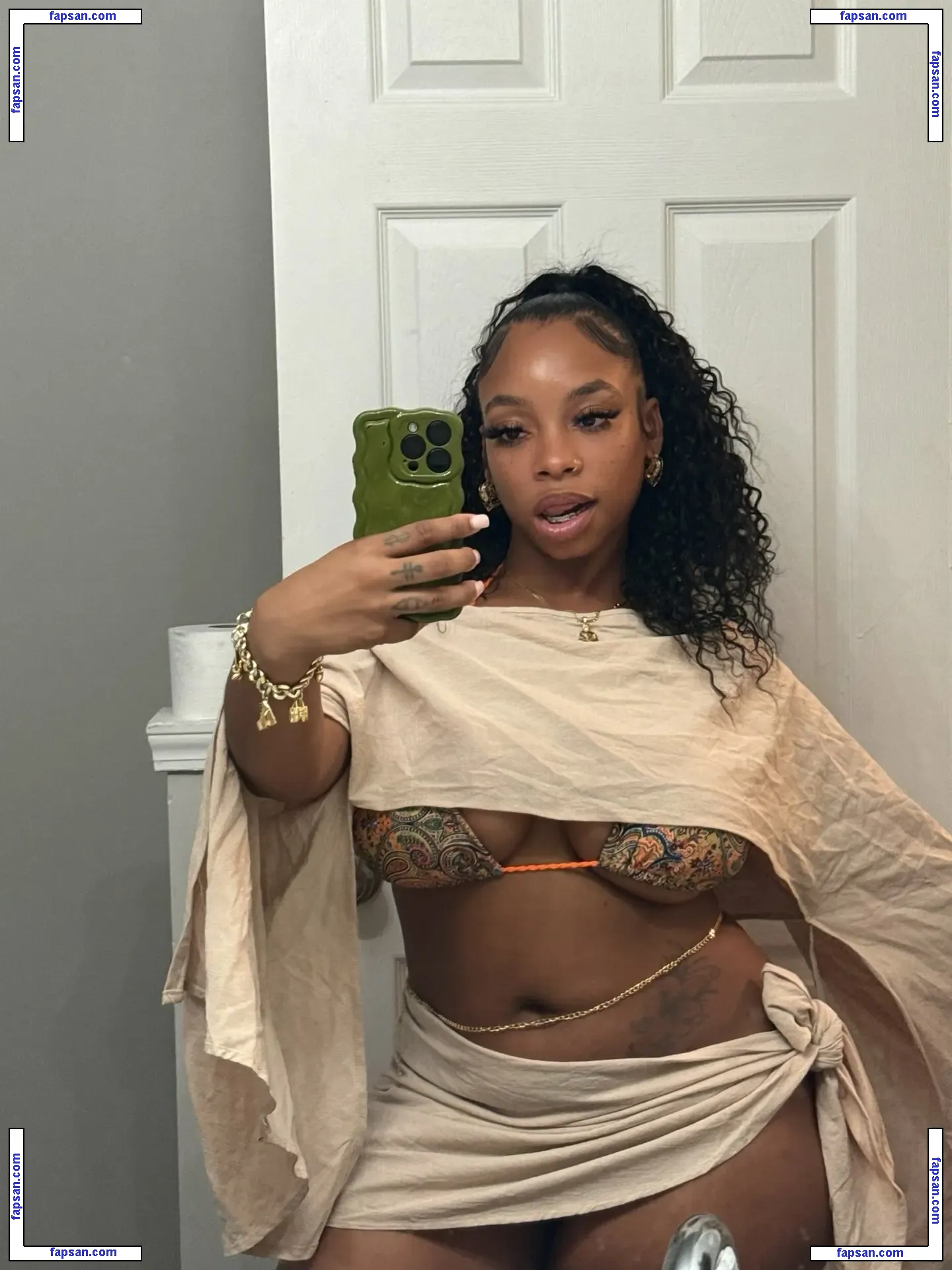 kalemlikesalem nude photo #0008 from OnlyFans