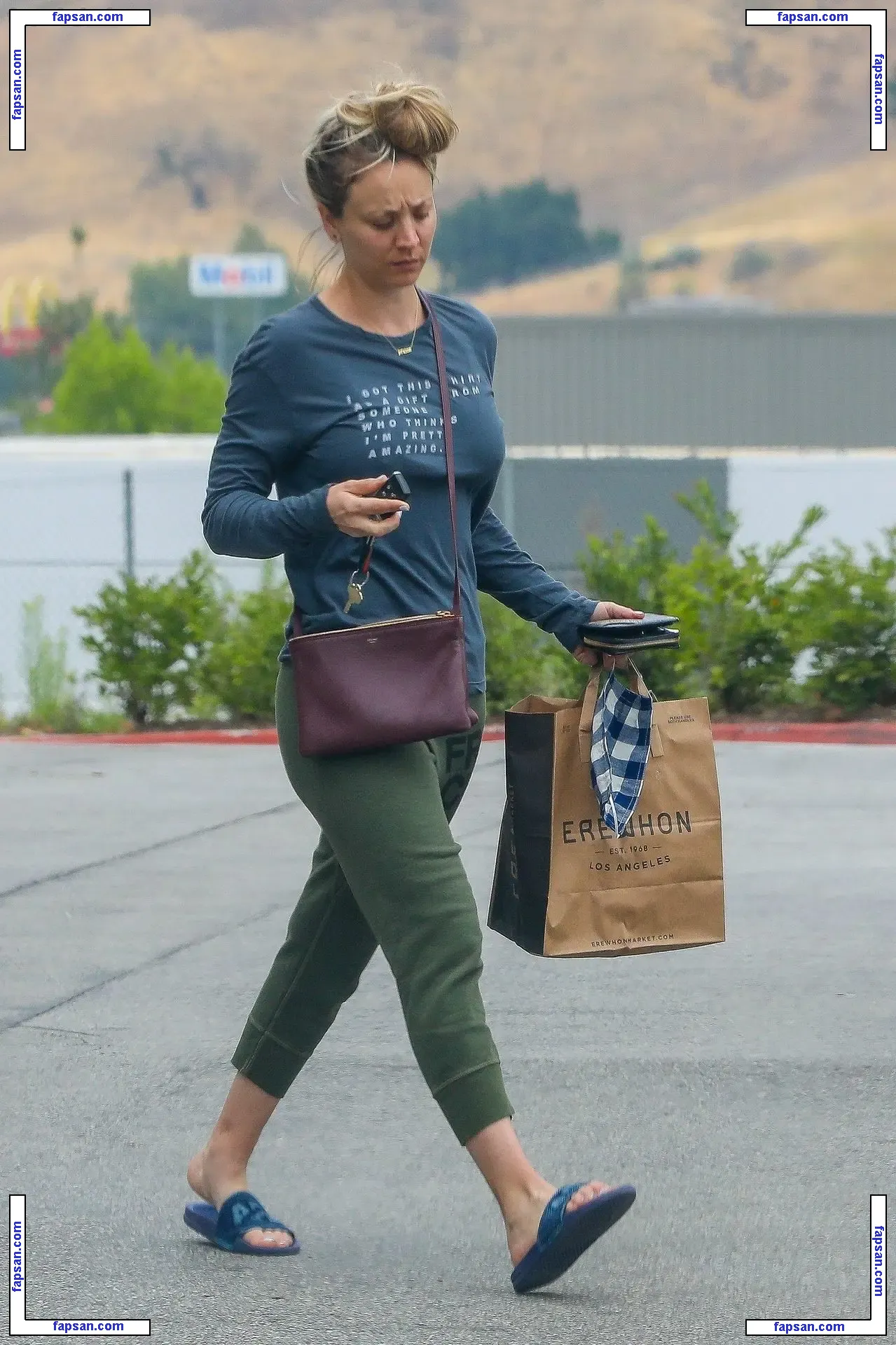 Kaley Cuoco nude photo #0633 from OnlyFans