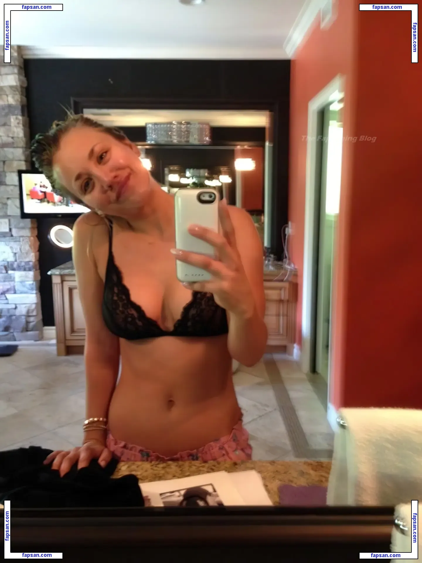 Kaley Cuoco nude photo #0646 from OnlyFans