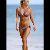 Kaley Cuoco голая #1668