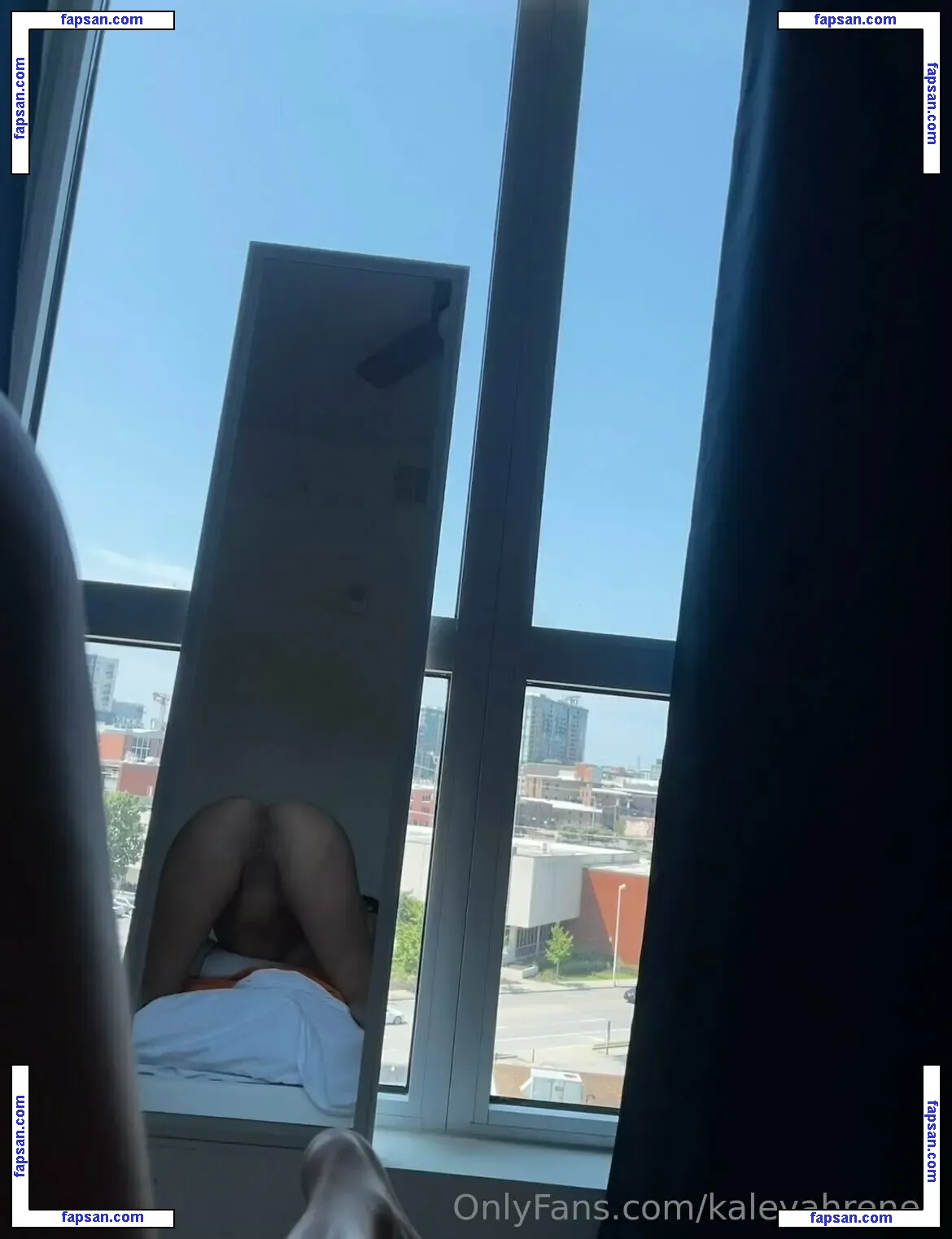 Kaleyahrenee nude photo #0008 from OnlyFans