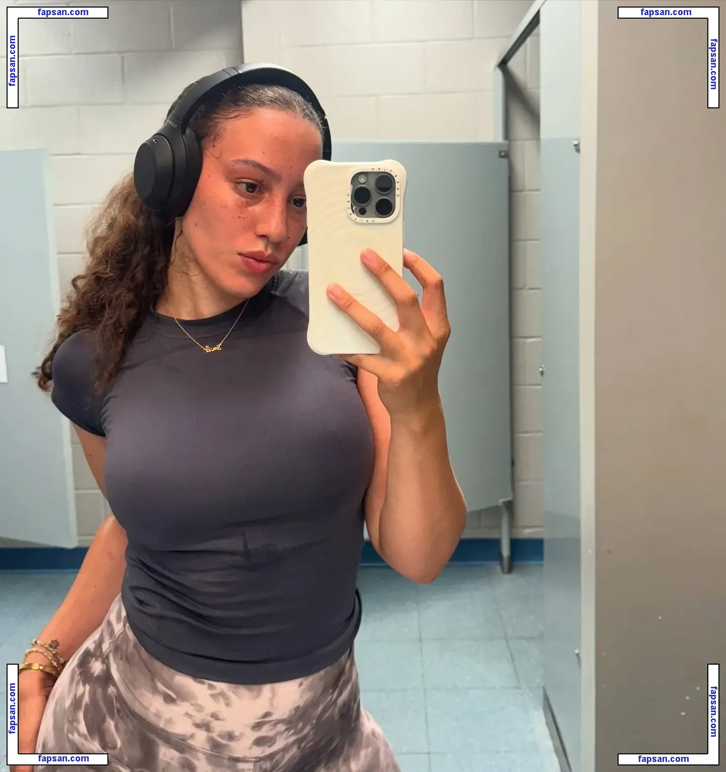 Kaliegh Robinson nude photo #0004 from OnlyFans