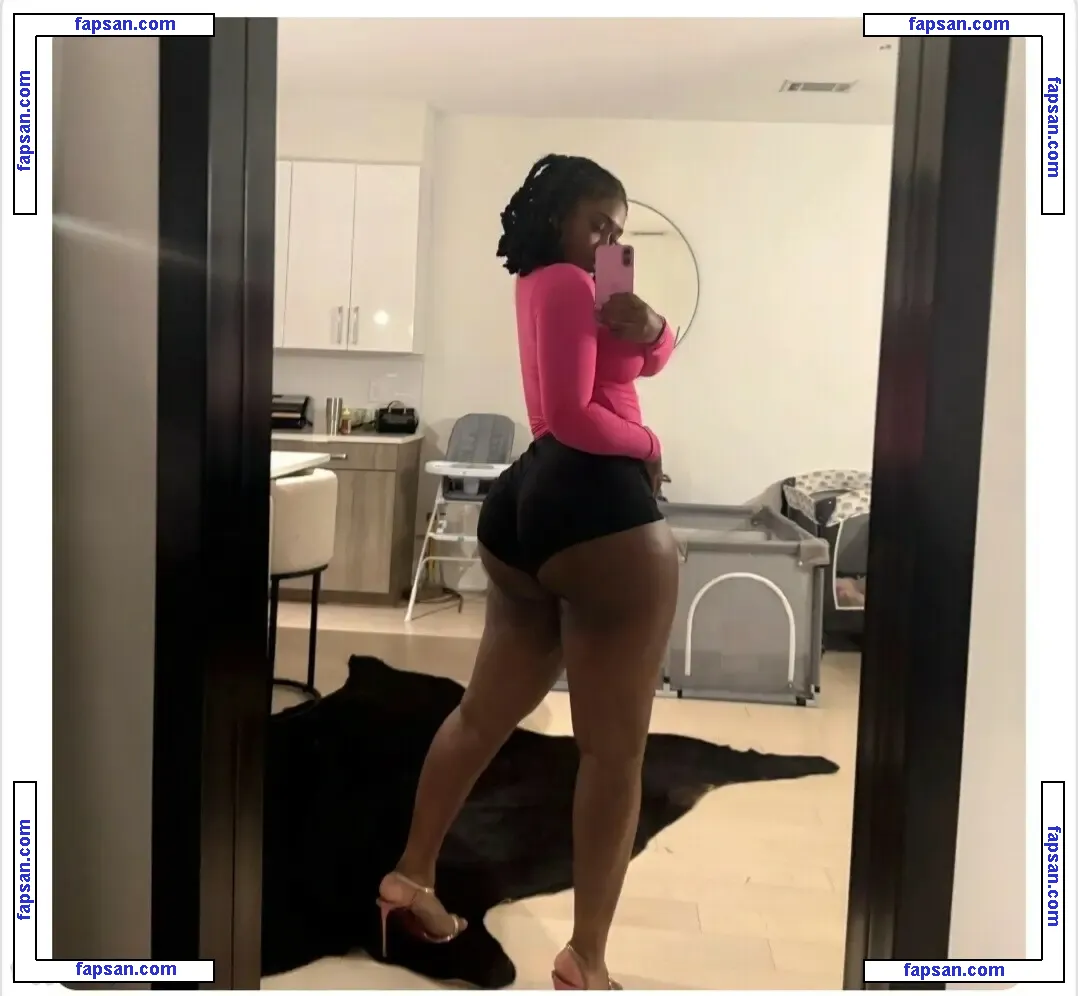 Kaliii nude photo #0037 from OnlyFans