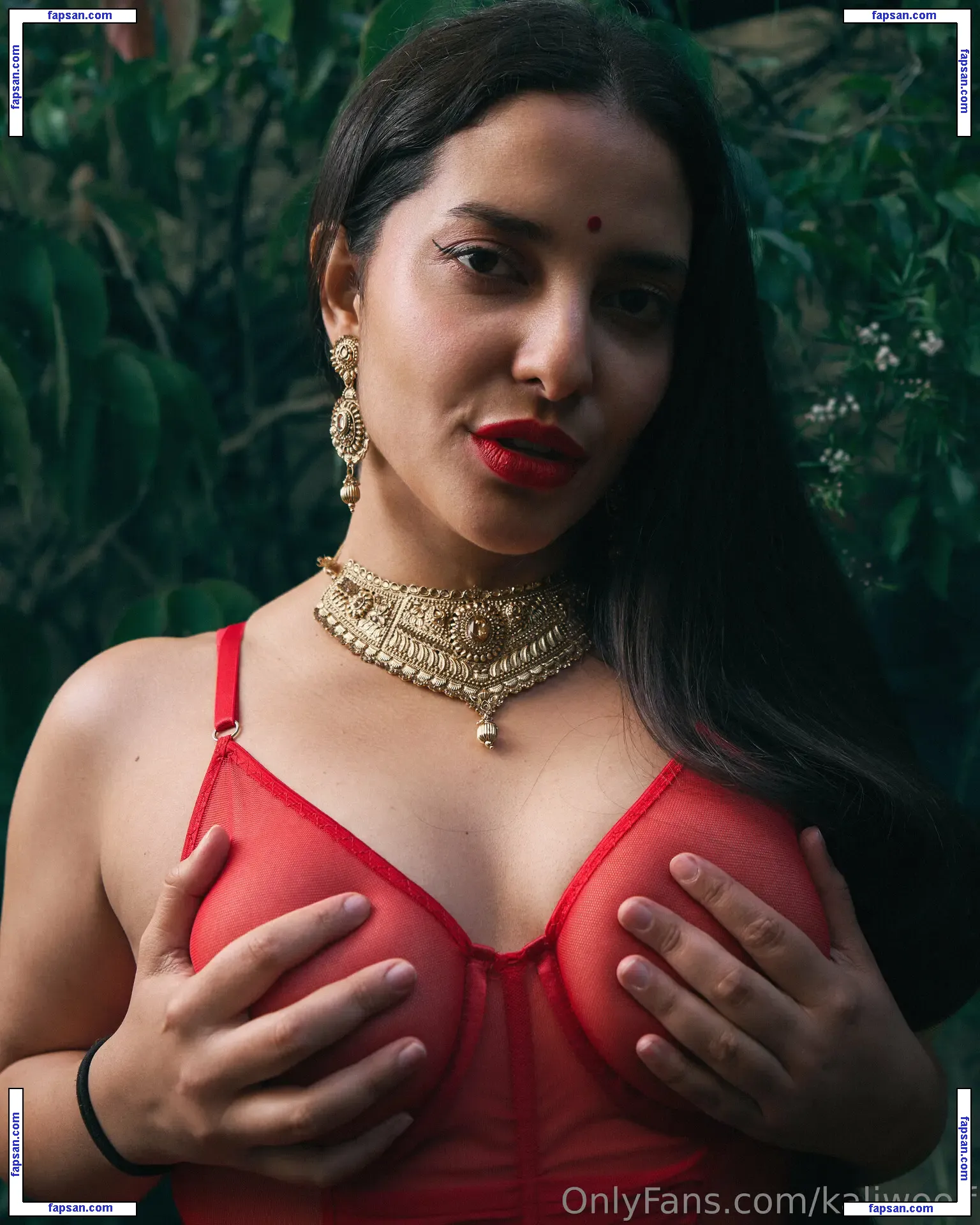 kaliwoolf nude photo #0005 from OnlyFans
