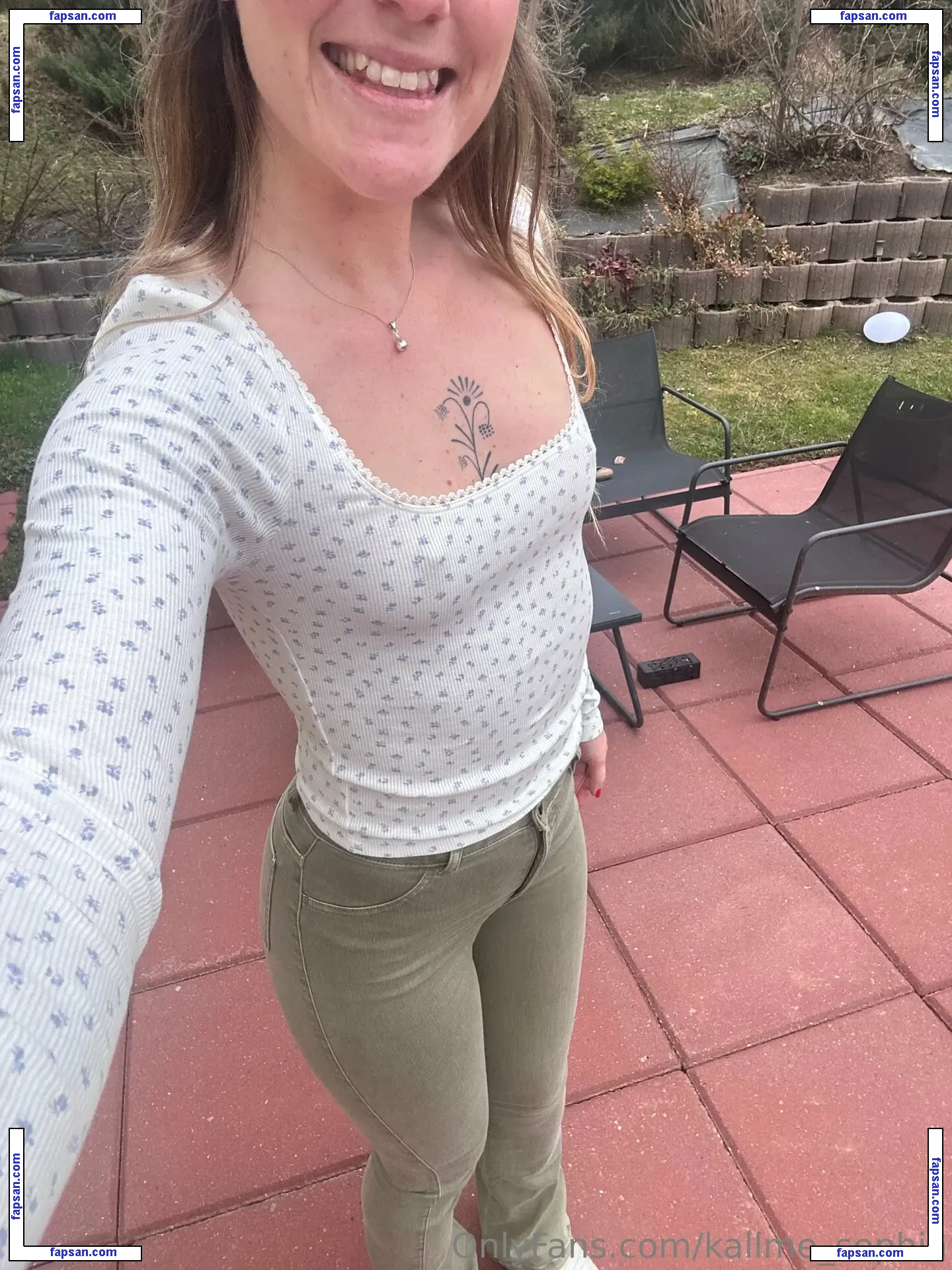 Kallme_sophia nude photo #0043 from OnlyFans
