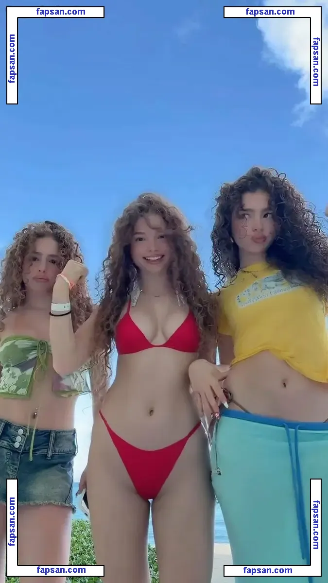 kalogera_sisters nude photo #0004 from OnlyFans