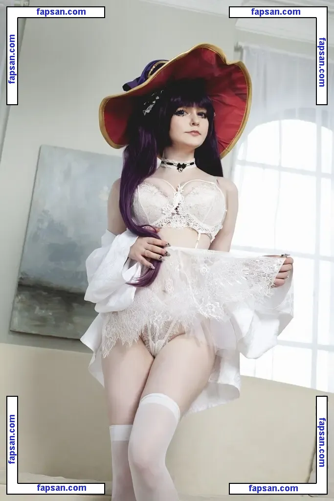 Kamelya Chan nude photo #0004 from OnlyFans