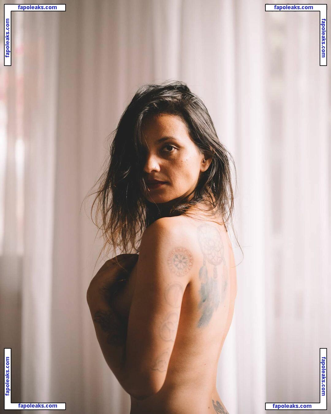 Kami Queiroz / tropicalraccoon nude photo #0011 from OnlyFans