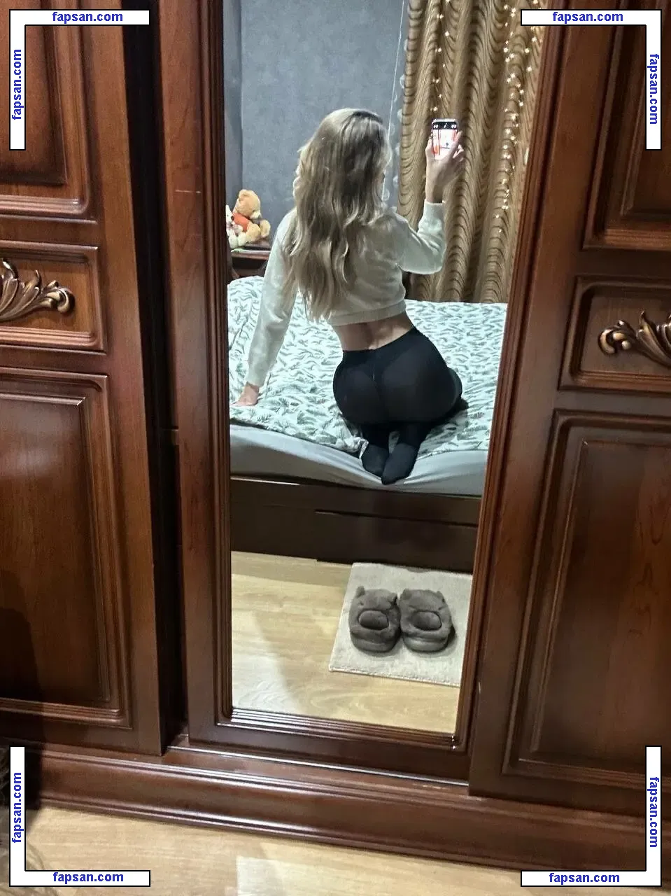 Kamilla Soles nude photo #0003 from OnlyFans