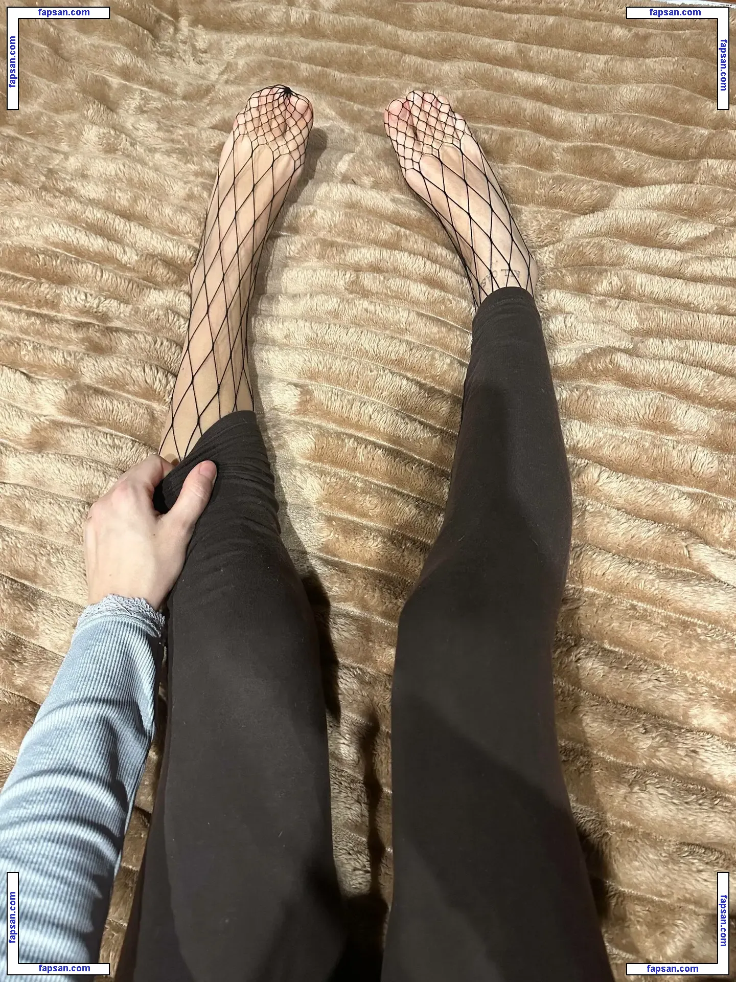 Kamilla Soles nude photo #0020 from OnlyFans